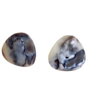 Katherine K Agate Clip On Earring